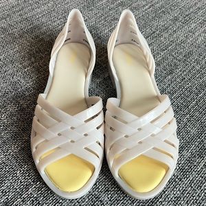 MELISSA Flora Woven Jelly Shoes in White, Size 9/40